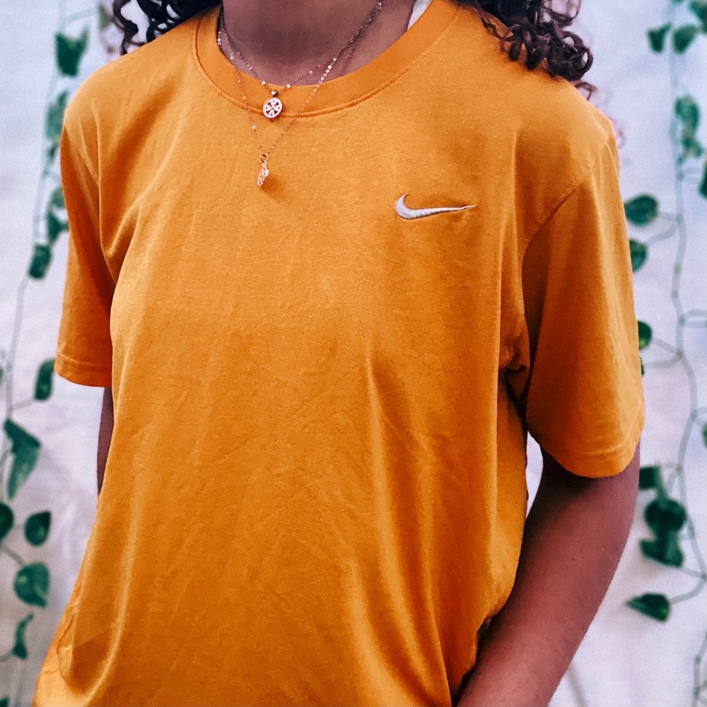 yellow nike tshirt